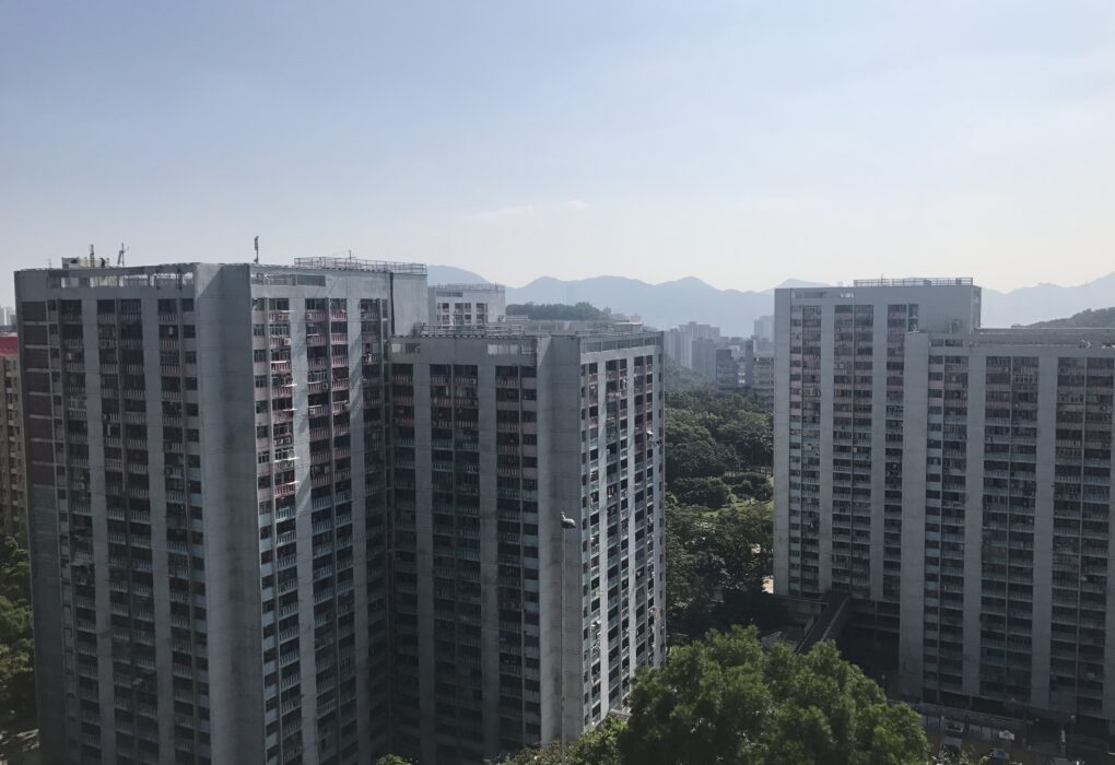 房屋署 「公屋資產審查2024」 !入息及資產上限一文睇清!5類公屋戶獲豁免申報?擁有香港物業或大陸物業會被查到嗎?